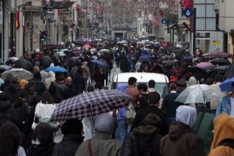 Boykot &ccedil;ağrısı Beyoğlu'nda karşılık bulmadı