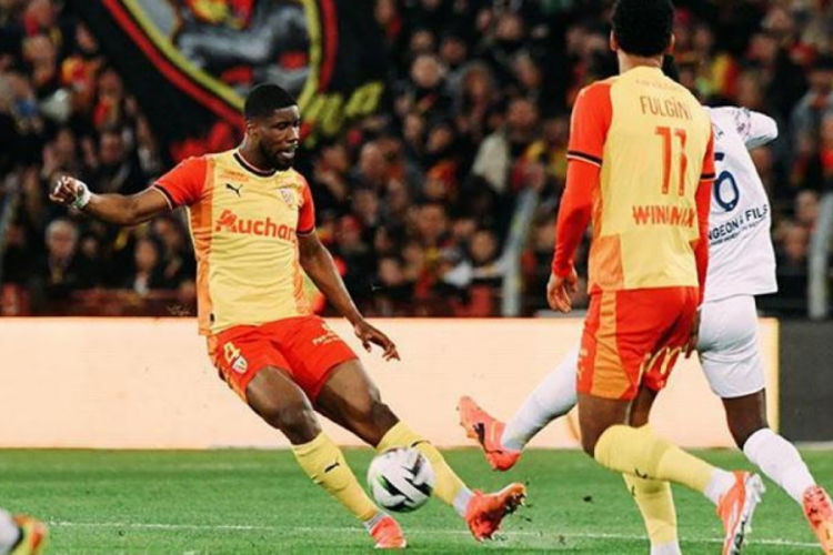 Lens, Clermont'u tek golle ge&ccedil;ti