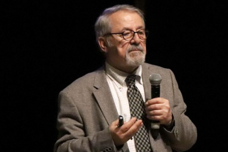 Prof. Dr. Naci G&ouml;r&uuml;r'den Tokat'taki depremin ardından ilk a&ccedil;ıklama