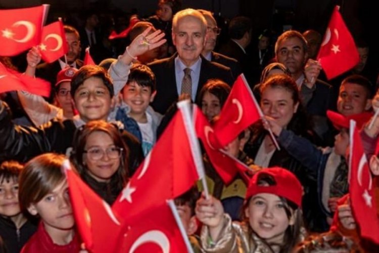 TBMM'de Ulusal Egemenlik ve &Ccedil;ocuk Bayram coşkusu! 23 Nisan Marşı ilk kez seslendirildi