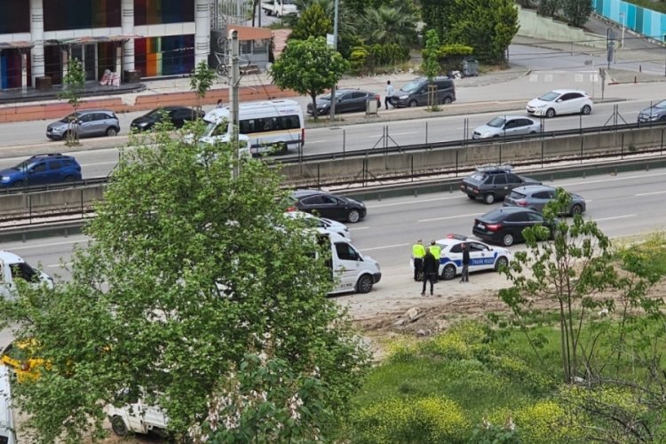 Bursa'da servis sürücüsünün eksik belgesi çalışanları mağdur bıraktı
