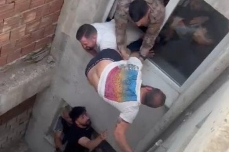İzmir'de eşini ve 2 &ccedil;ocuğunu rehin alan firari b&ouml;yle yakalandı