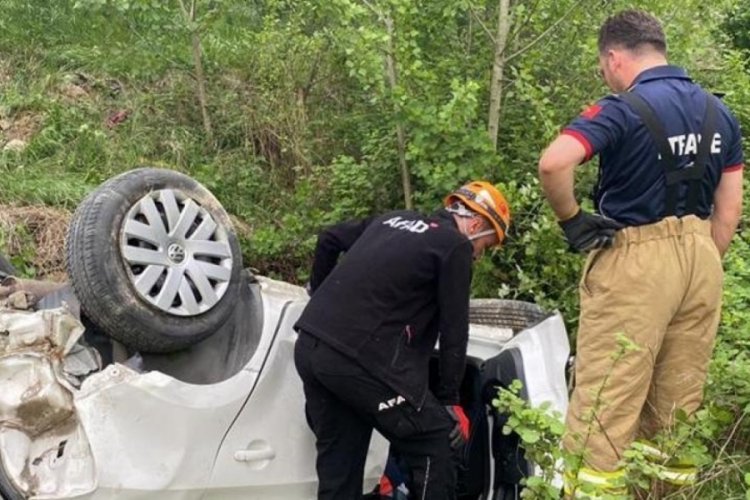 Karabük'te otomobil 150 metreden uçuruma devrildi: Sürücü 150 metreden yürüyerek çıktı