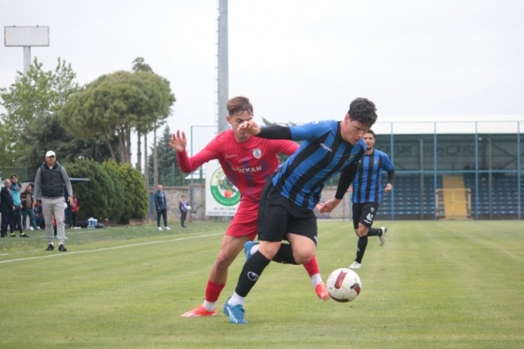 Karacabey Belediyespor-Altınordu ile puanları paylaştı
