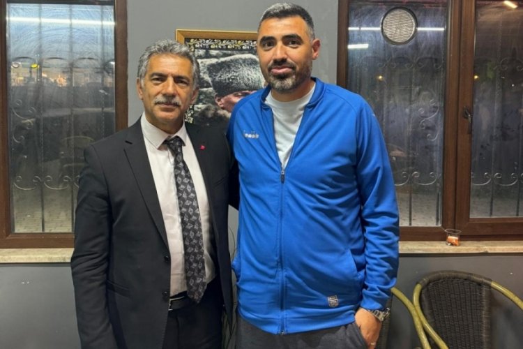 Gemlik Belediye Başkanı Ş&uuml;kr&uuml; Deviren, G&uuml;neş Spor'a &ouml;z&uuml;r ziyaretinde bulundu