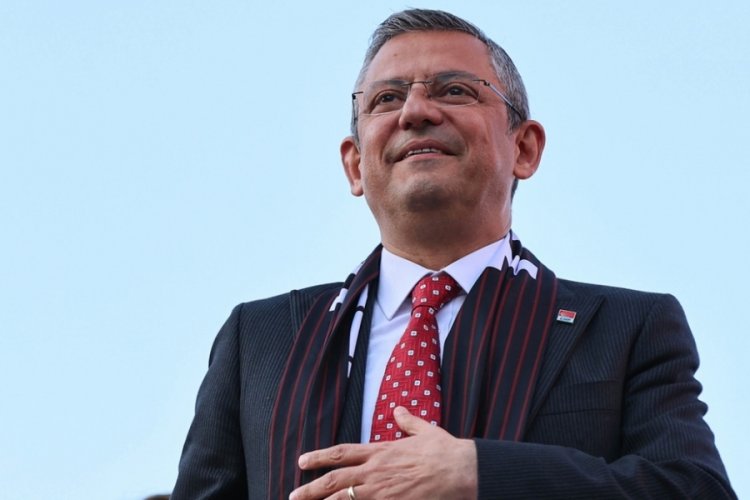 Özgür Özel Amedspor Kulübü Başkanı Elaldı'yı tebrik etti