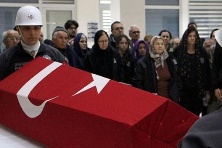 Zat&uuml;rreden hayatını kaybeden polis Arslan'a son g&ouml;rev