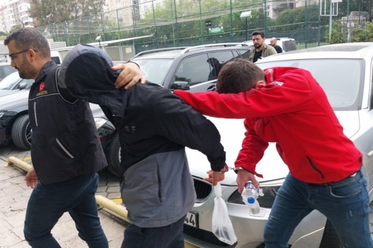 Samsun'da Uyuşturucu ticaretinden g&ouml;zaltına alınan 2 kişi adliyeye sevk edildi