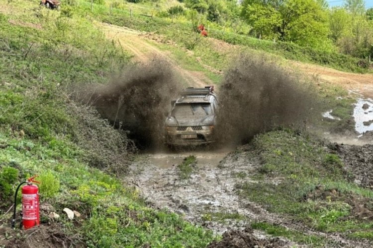 Off-Road yarışları D&uuml;zce'de nefesleri kesecek