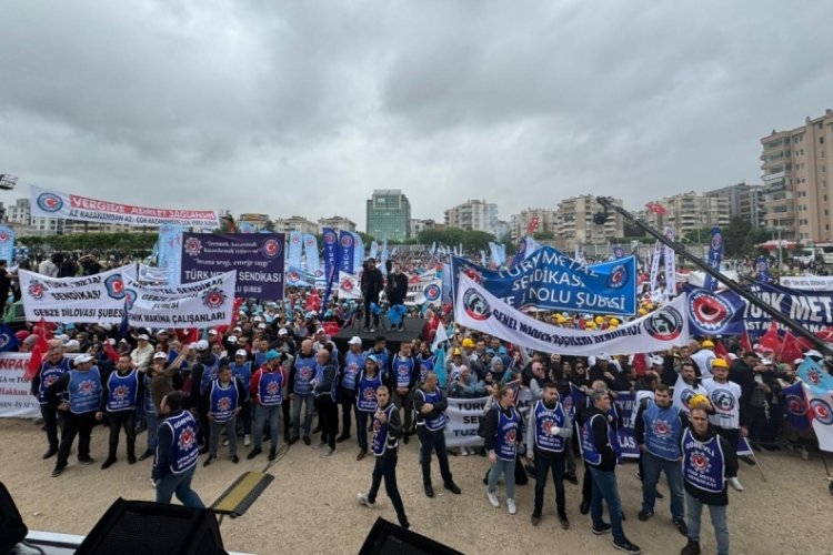 İş&ccedil;iler 1 Mayıs i&ccedil;in Bursa'da toplandı