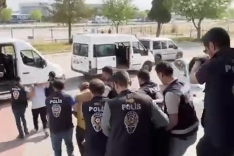 Sahte ilanlarla dolandırıcılık! 14 kişilik şebeke &ccedil;&ouml;kertildi