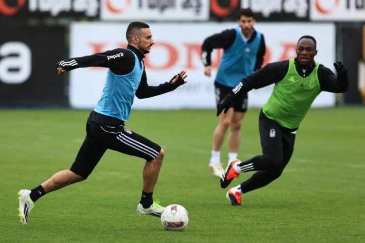 Beşiktaş, Rizespor ma&ccedil;ı hazırlıklarını s&uuml;rd&uuml;rd&uuml;