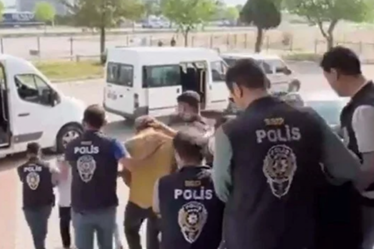 Denizli merkezli 3 ilde dolandırıcılık operasyonu: 10 kişi tutuklandı