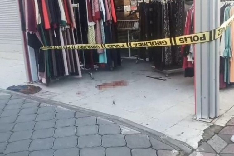 Ankara'da erkek şiddeti: Bir kadını &ouml;ld&uuml;rd&uuml;, birini yaraladı