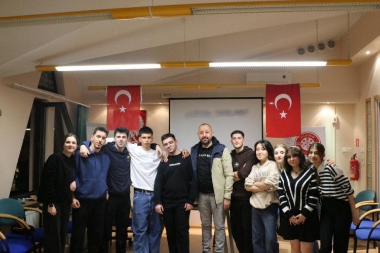 Bursalı öğrencilerin "Breaking Bread" projesi kapsamında Polonya'ya gitti