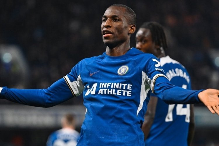 Chelsea, Tottenham'ı net skorla ge&ccedil;ti