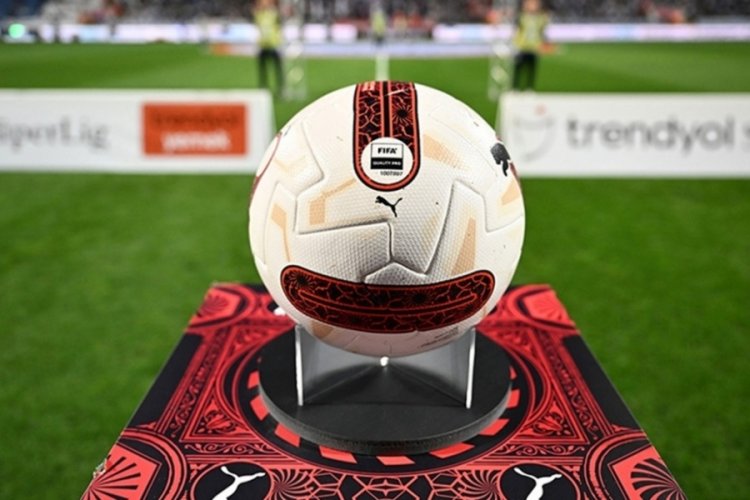 S&uuml;per Lig şampiyonluğunda 'yerli' geleneği bozulmayacak
