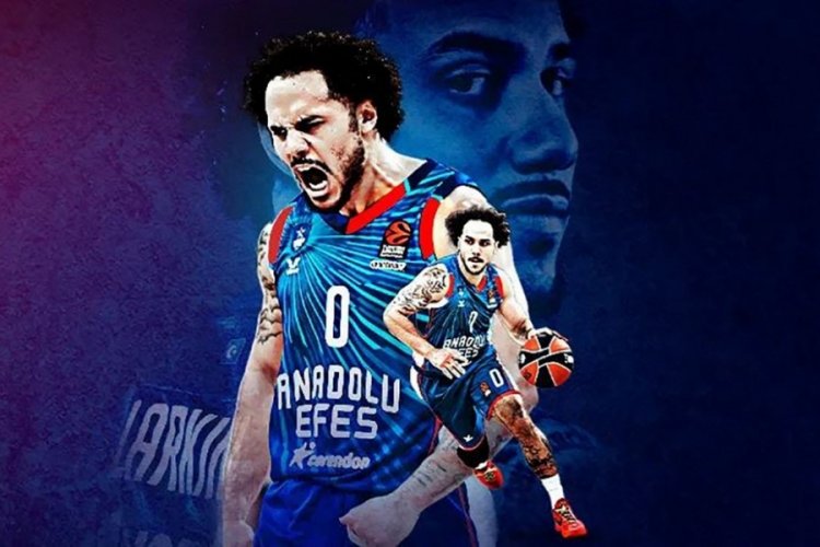 Shane Larkin 4 yıl daha Anadolu Efes'te