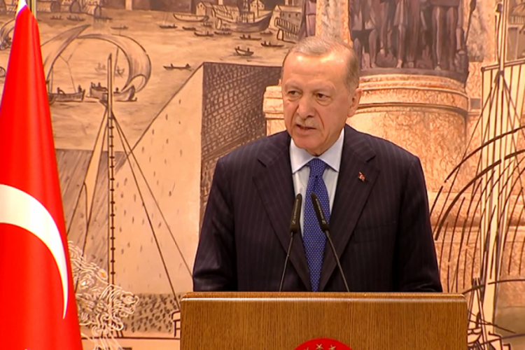 Cumhurbaşkanı Erdoğan: Hiçbir ülkeyle düşmanlık ve kavga peşinde değiliz
