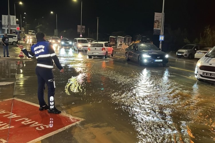 Muğla Bodrum'da ana isale hattı patladı!