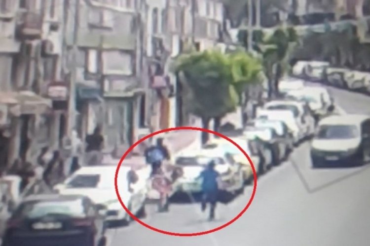 Bursa'da polis, motosiklet hırsızını vatandaşın motosikletiyle kovaladı!