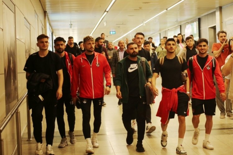 Bursaspor'un rakibi Vanspor'dan a&ccedil;ıklama: Ma&ccedil;a &ccedil;ıkmayacağız