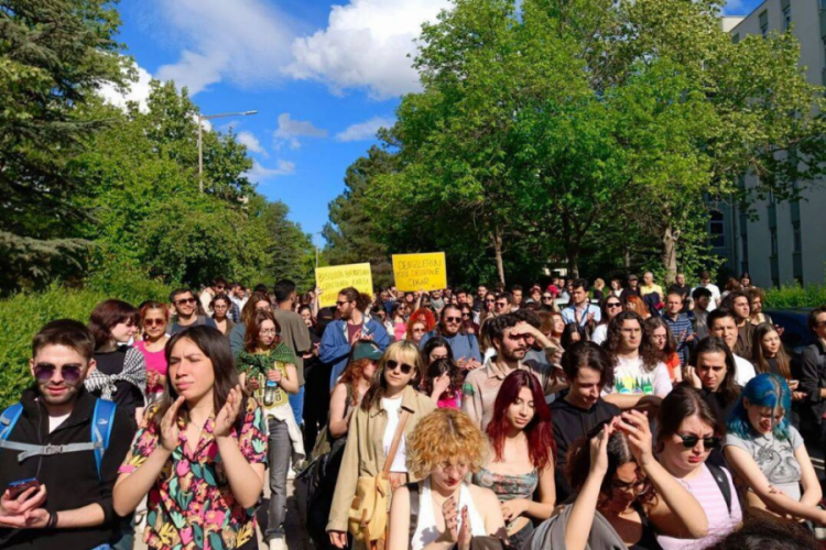 ODT&Uuml;'deki direniş 12. g&uuml;n&uuml;nde