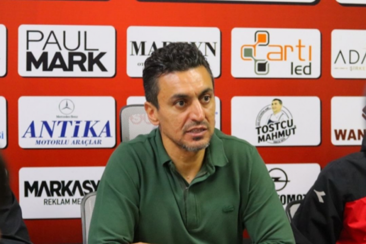Vanspor FK Teknik Direktörü Bozkurt: Futbolda bu bir kara leke