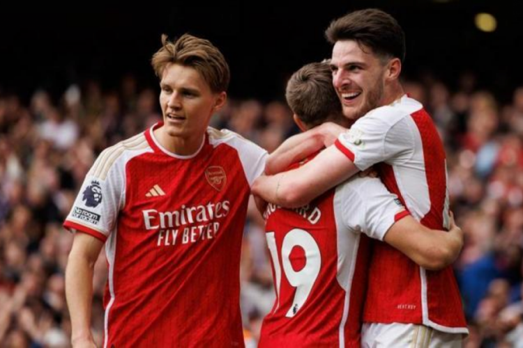 Arsenal, Bournemouth'u 3 golle mağlup etti