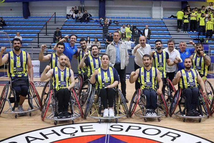 Fenerbahçe Tekerlekli Sandalye Basketbol Takımı finale yükseldi
