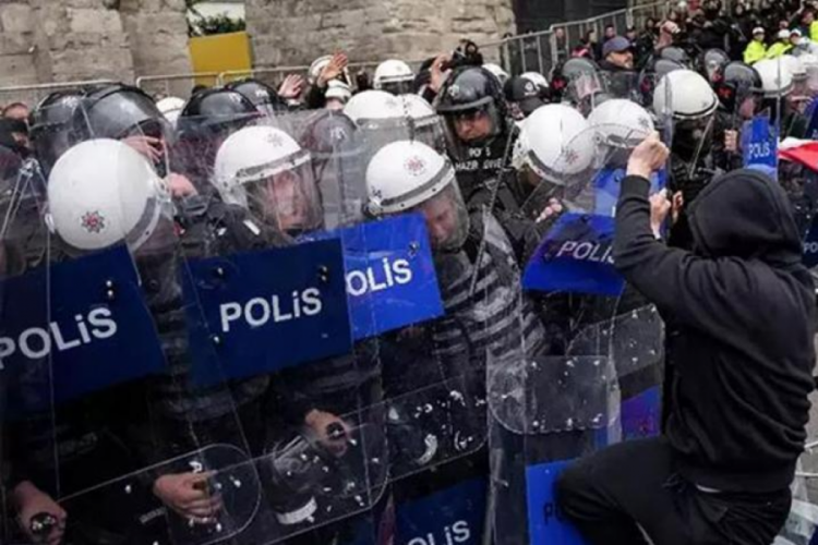 1 Mayıs'ta polislere saldıran 12 kişi daha g&ouml;zaltına alındı