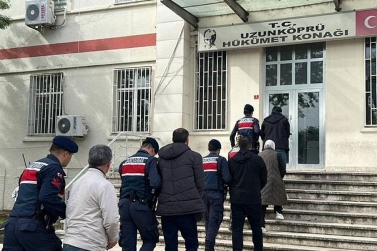 Yunanistan'a ka&ccedil;mak isteyen 5 FET&Ouml; ş&uuml;phelisi ile 1 organizat&ouml;r yakalandı