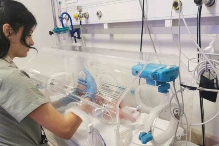 Mersin'de yol kenarında terk edilmiş bir bebek bulundu