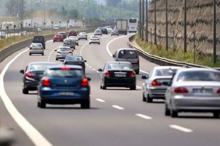 Ara&ccedil;lara TTB takmak zorunlu hale geliyor! Takmayan trafiğe &ccedil;ıkamayacak