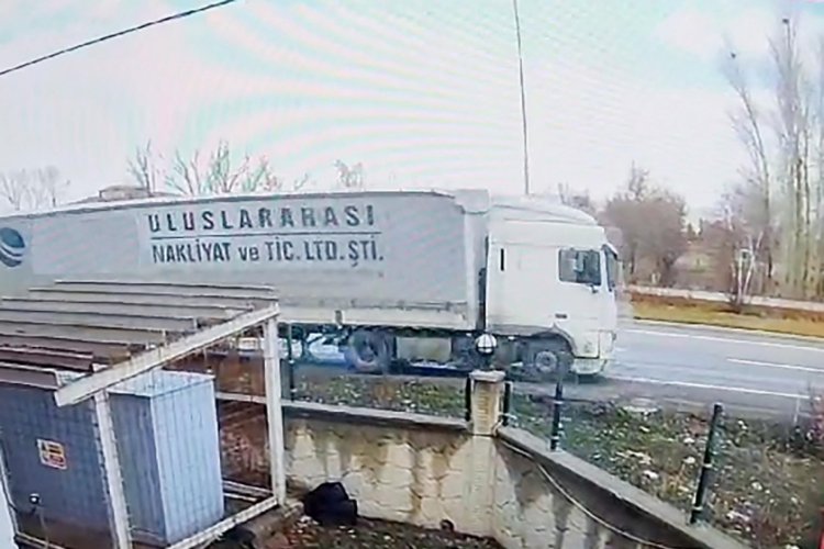 Erzurum'da eşini TIR kazasında kaybeden kadın: 2,5 yıl hapse razı değilim