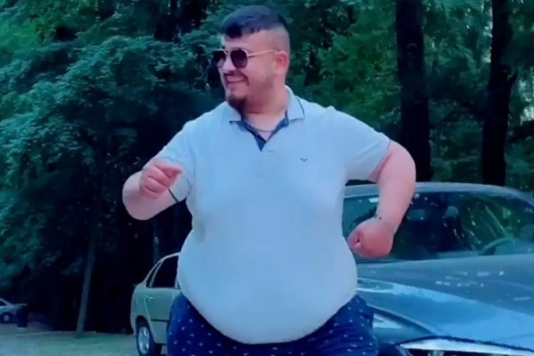 G&ouml;beğini sallayarak &uuml;nl&uuml; olan fenomenin serveti şaşkına &ccedil;evirdi