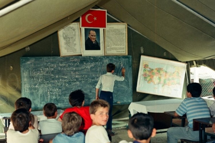 Atatürk'ün orijinal tarihi portresi MEB'in arşivinde!