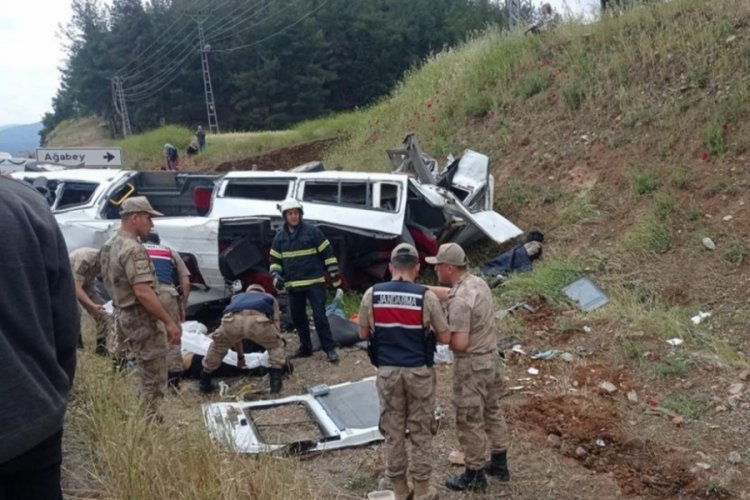 Gaziantep'te katliam gibi kaza: 8 kişi hayatını kaybetti