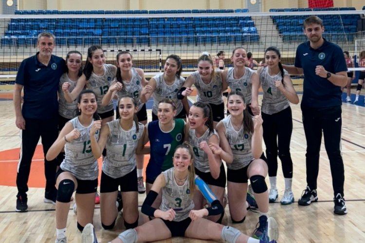 Bursa B&uuml;y&uuml;kşehir Belediyespor adını Kadınlar Voleybol 2. Ligi'ne yazdırdı