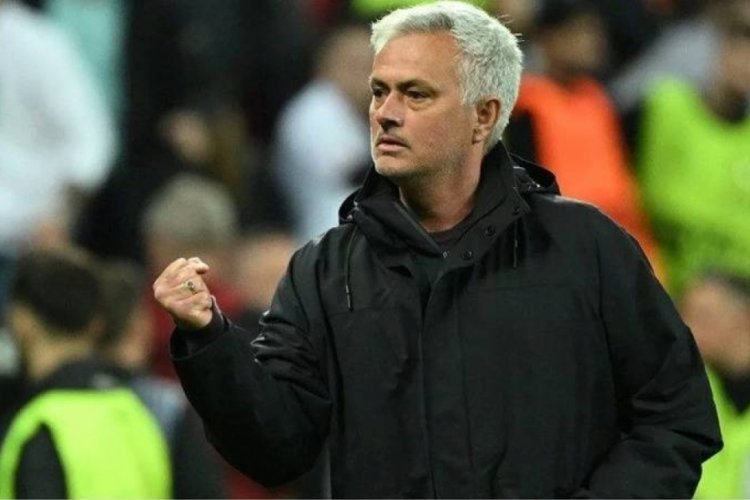 Fenerbah&ccedil;e'de Mourinho hareketliliği