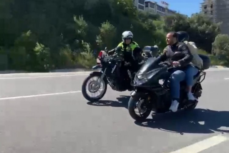 Bursa'da polisin 'Dur' ihtarına uymadı: Trafiği birbirine kattı