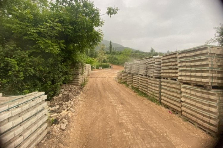 Bursa'da alt yapısı 10 ay önce biten mahalle üst yapıyı bekliyor ...
