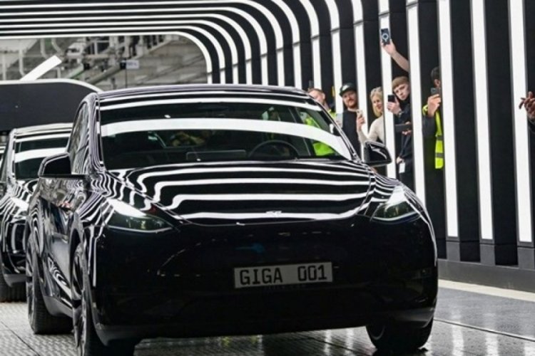 Tesla, Almanya fabrikasında &uuml;retimin duracağını doğruladı