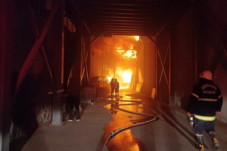 Kahramanmaraş'ta fabrikadaki yangında 30 milyon TL zarar tespit edildi