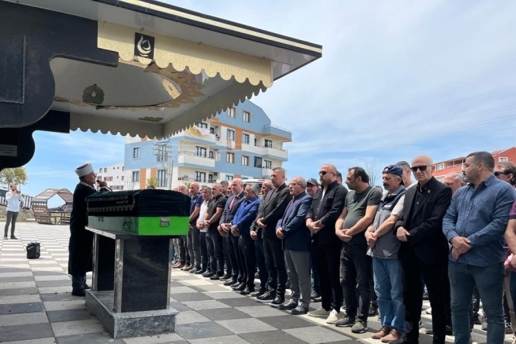 Eski milli g&uuml;reş&ccedil;i H&uuml;seyin Gezer hayatını kaybetti