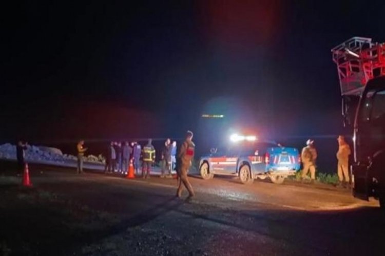 Hakkari-&Ccedil;ukurca yolu ulaşıma kapandı