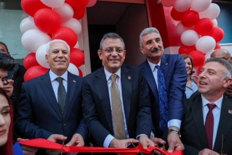 &Ouml;zg&uuml;r &Ouml;zel'den Mustafa Bozbey a&ccedil;ıklaması