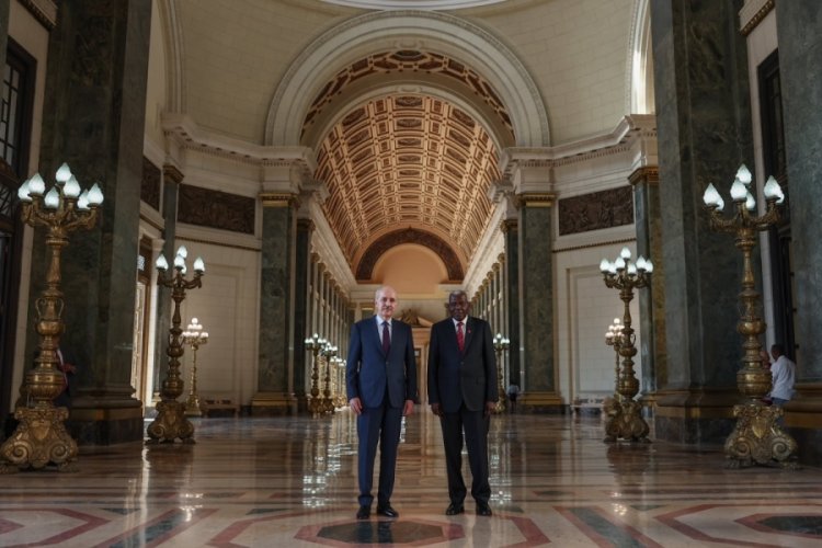 Meclis Başkanı Kurtulmuş K&uuml;ba'da resmi temaslarda bulundu