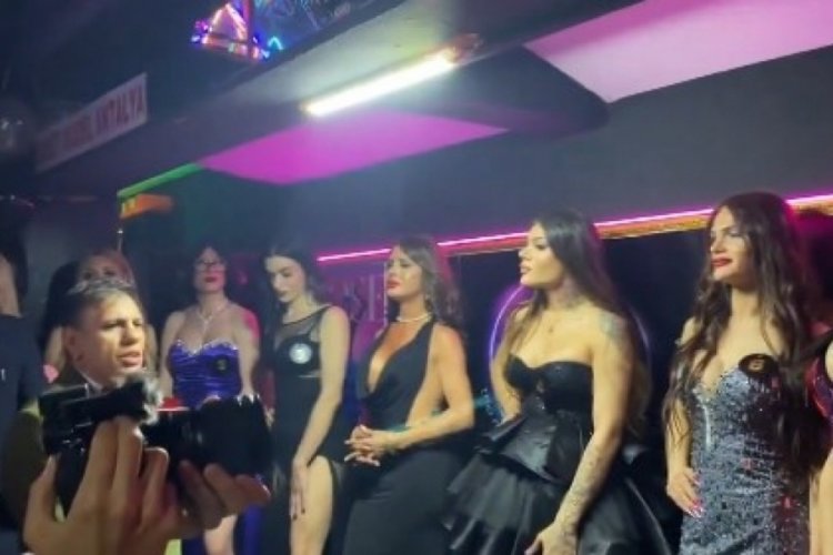 Antalya'da trans güzellik yarışması