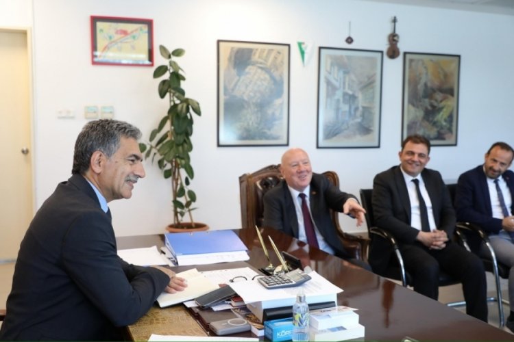 Gemlik Belediye Başkanı Deviren: Gen&ccedil;lerimizi bu yıkımdan kurtarmalıyız